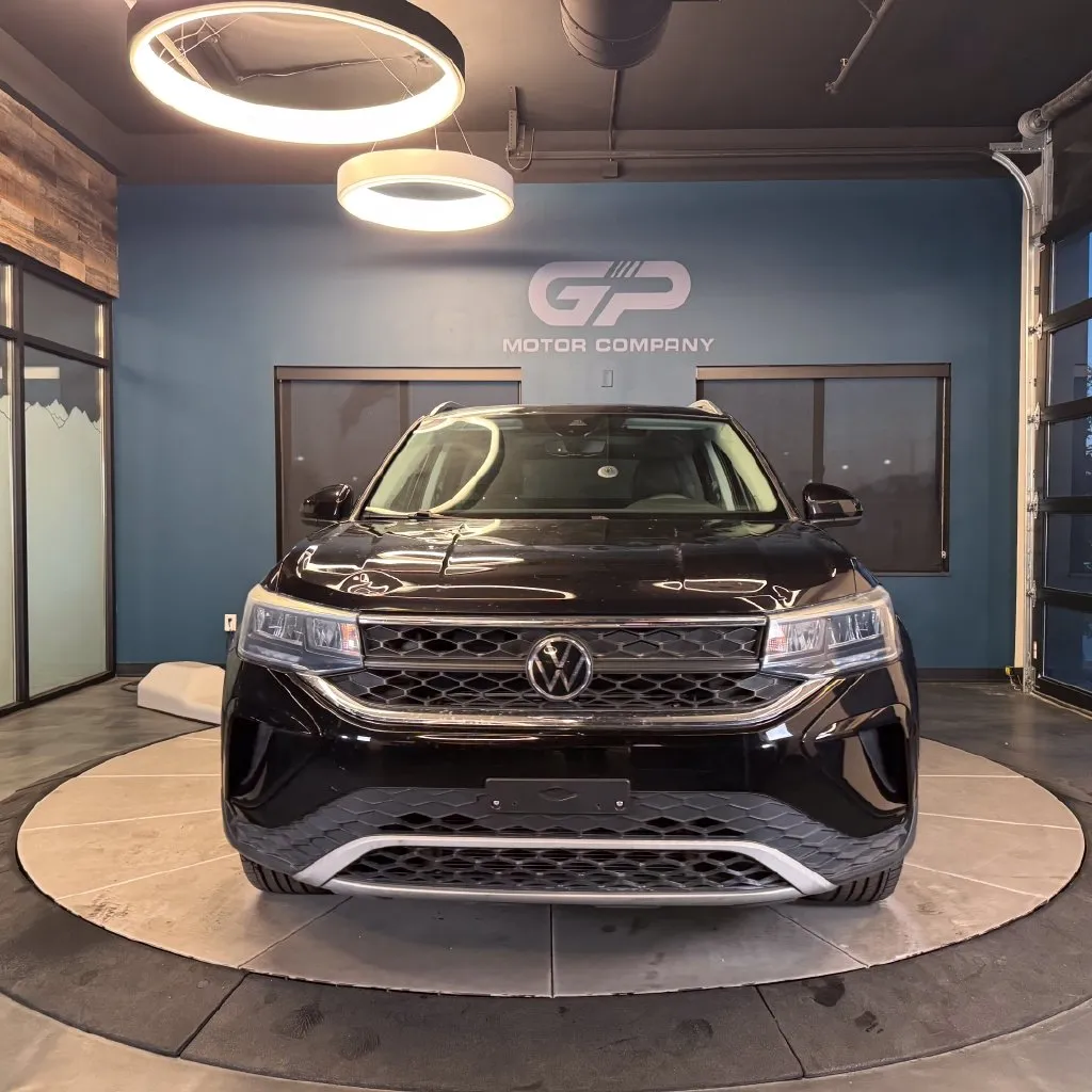 Volkswagen Taos photo 8