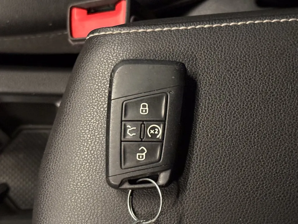 Volkswagen Taos photo 17