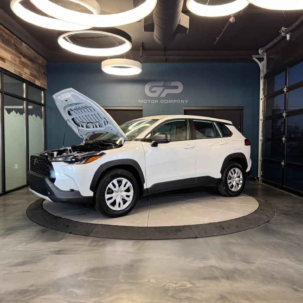 Toyota Corolla Cross photo 24