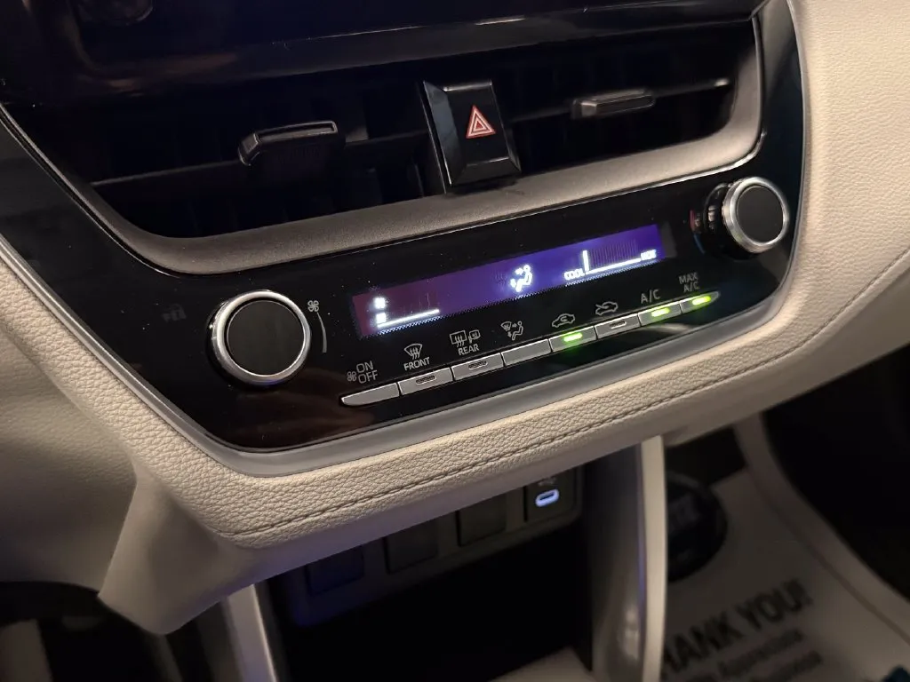 Toyota Corolla Cross photo 15