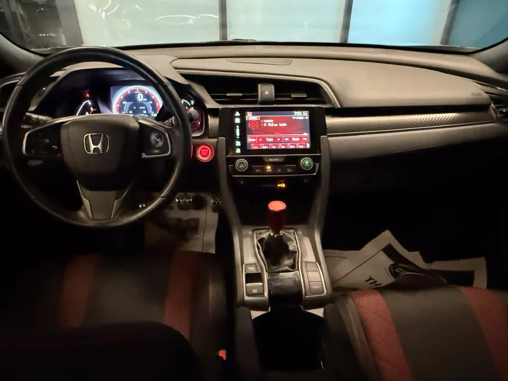 Honda Civic photo 9