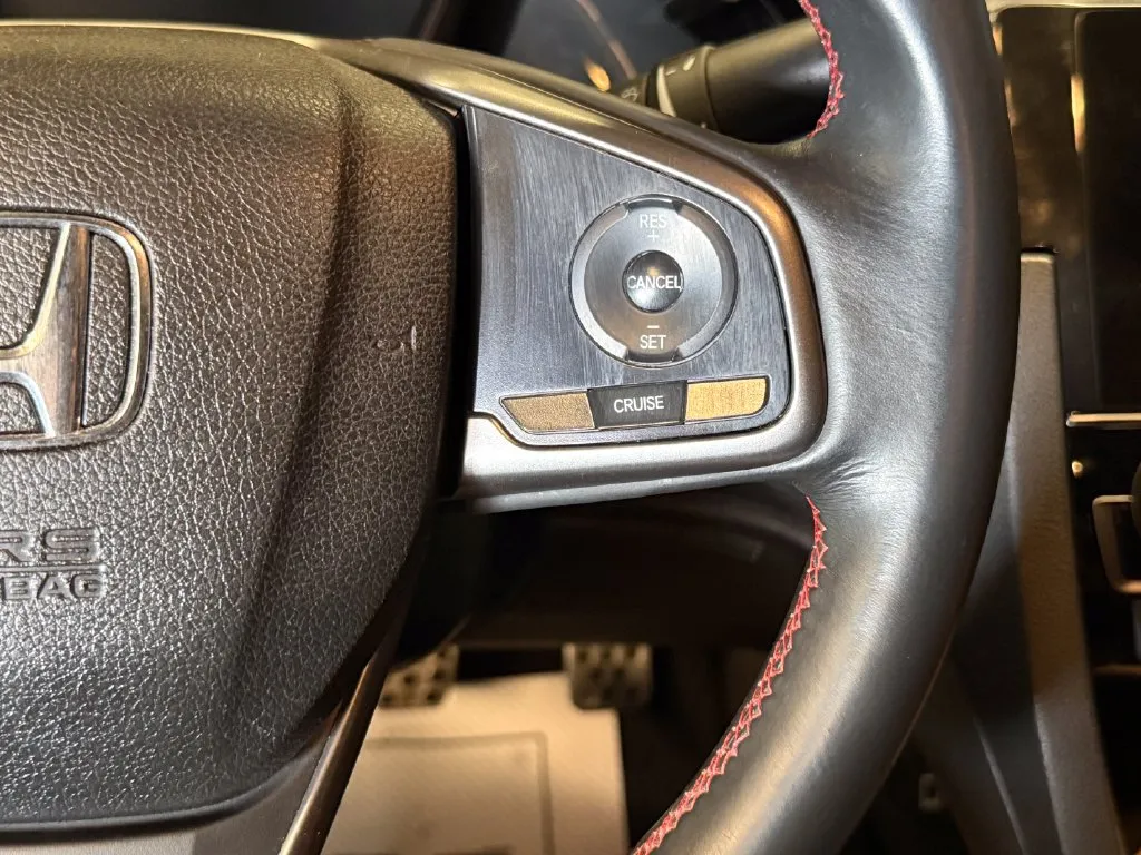 Honda Civic photo 12
