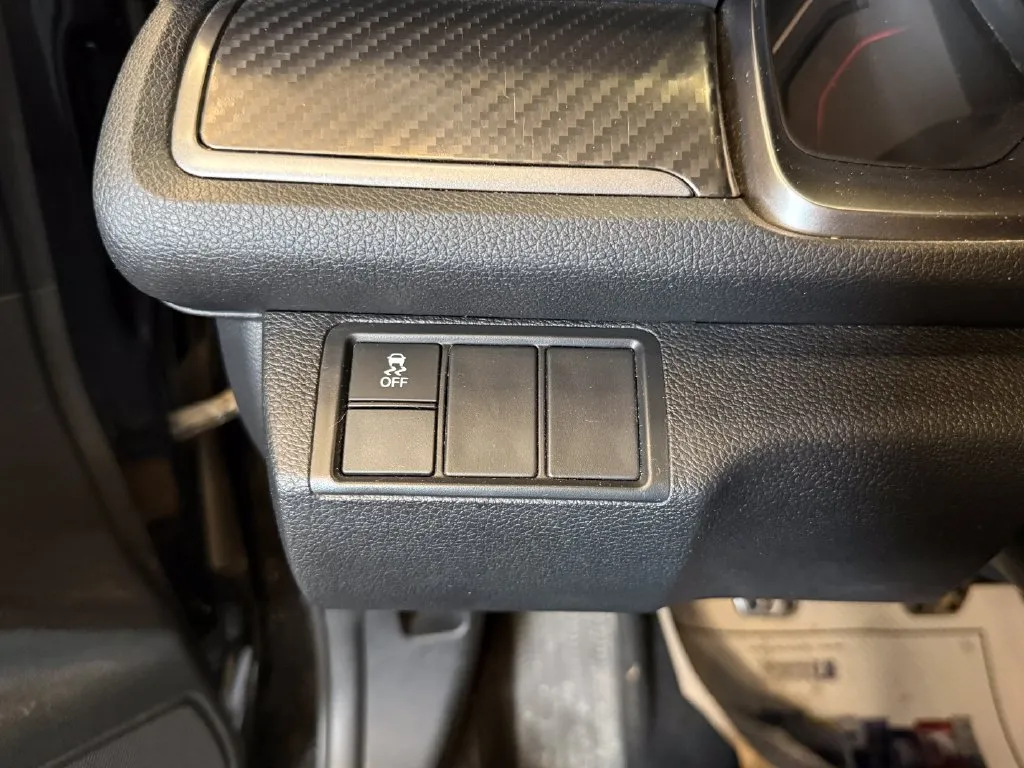 Honda Civic photo 18
