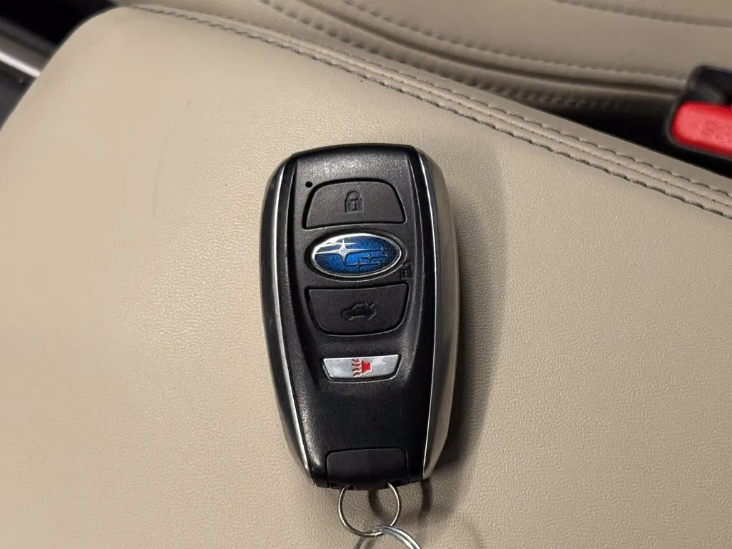 Subaru Ascent photo 17