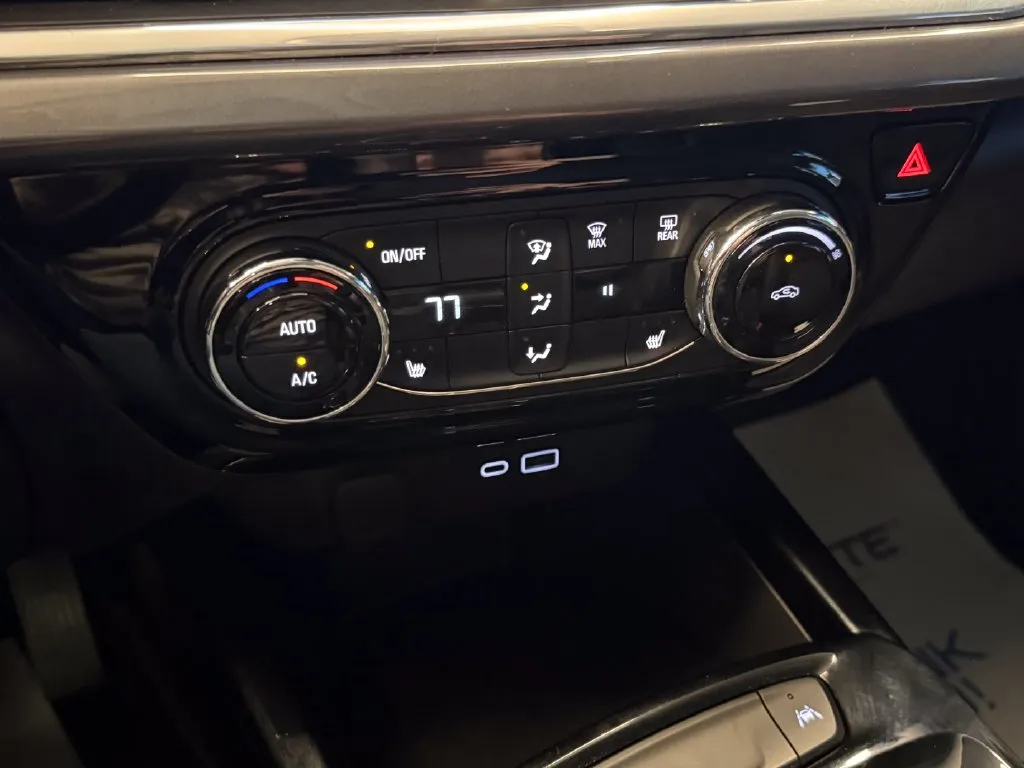 Chevrolet Trax photo 15