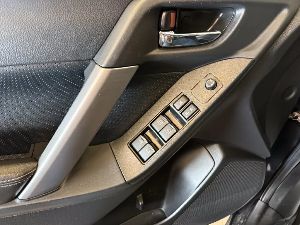 Subaru Forester photo 19