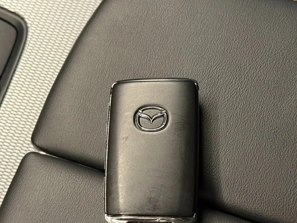 Mazda CX-90 photo 17