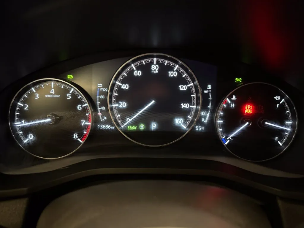Mazda CX-90 photo 10