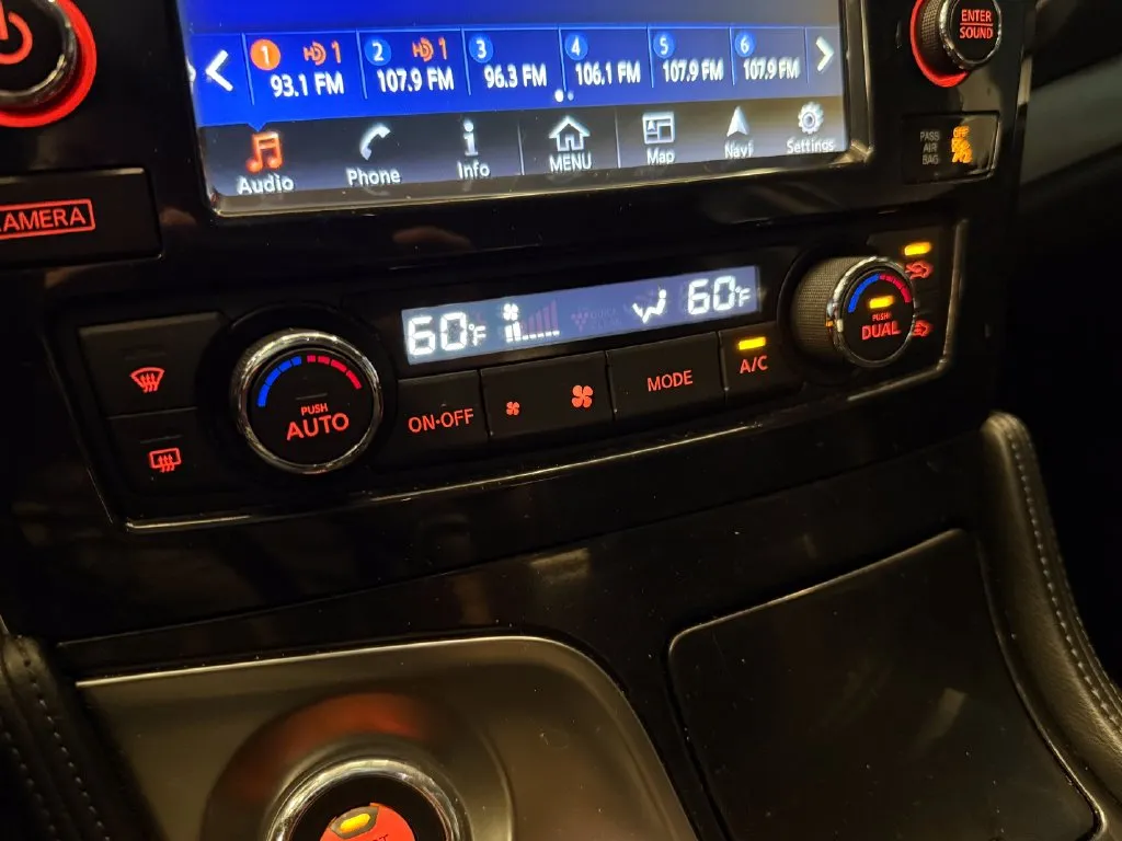 Nissan Maxima photo 15