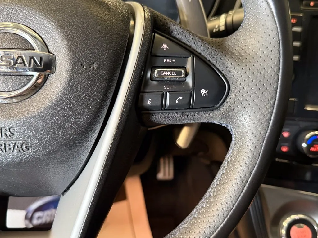 Nissan Maxima photo 12