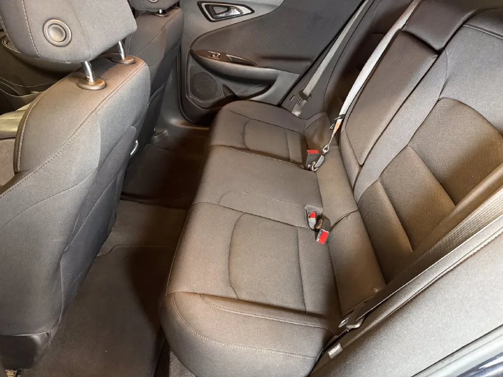 Chevrolet Malibu photo 21