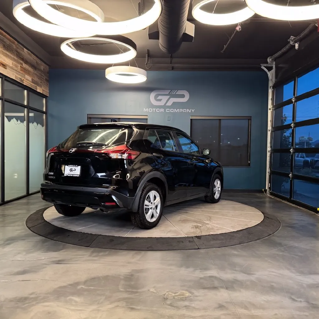 Nissan Kicks photo 3