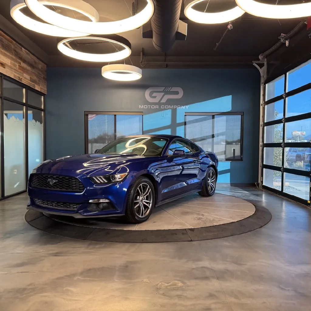 Ford Mustang photo 7