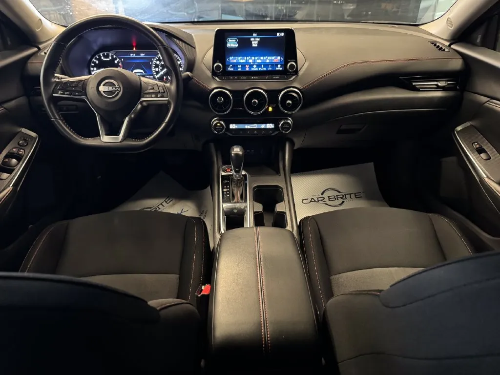 Nissan Sentra photo 9