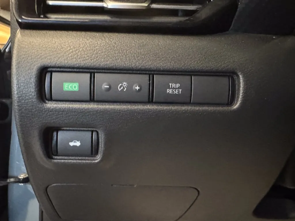 Nissan Sentra photo 18