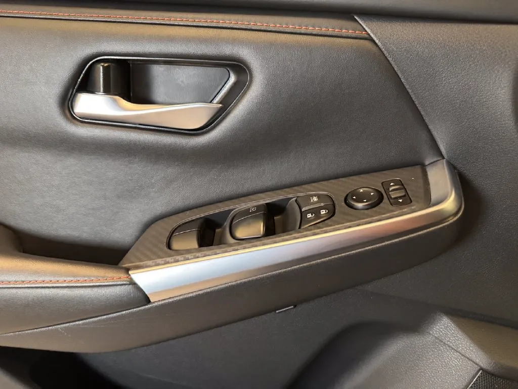Nissan Sentra photo 19