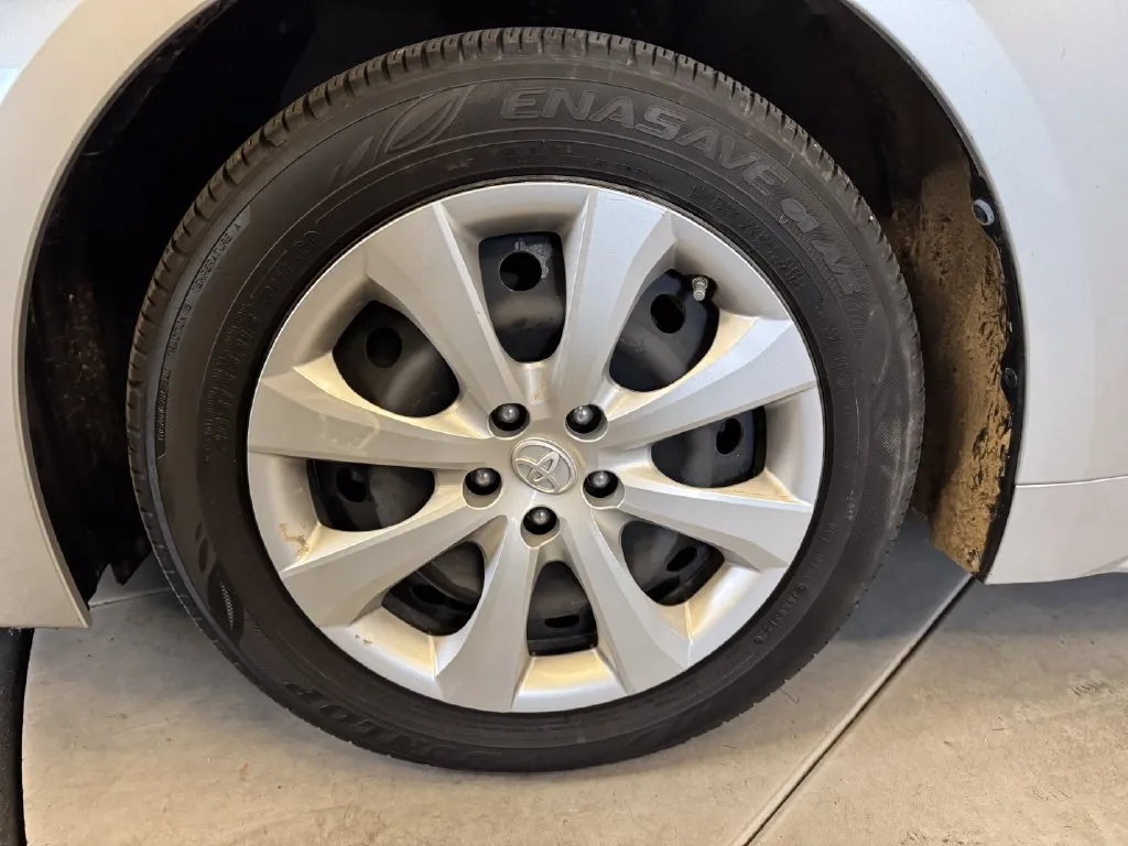 Toyota Corolla photo 25
