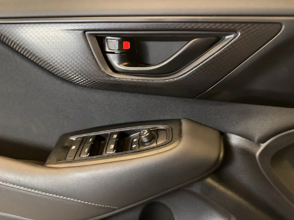Subaru Legacy photo 19
