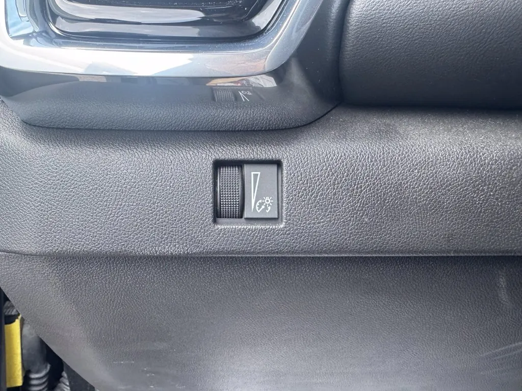 GMC Canyon photo 18