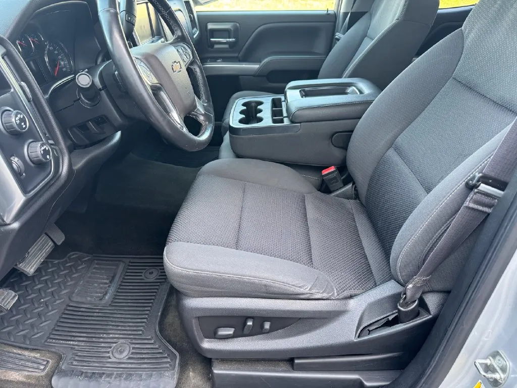 GMC Canyon photo 20