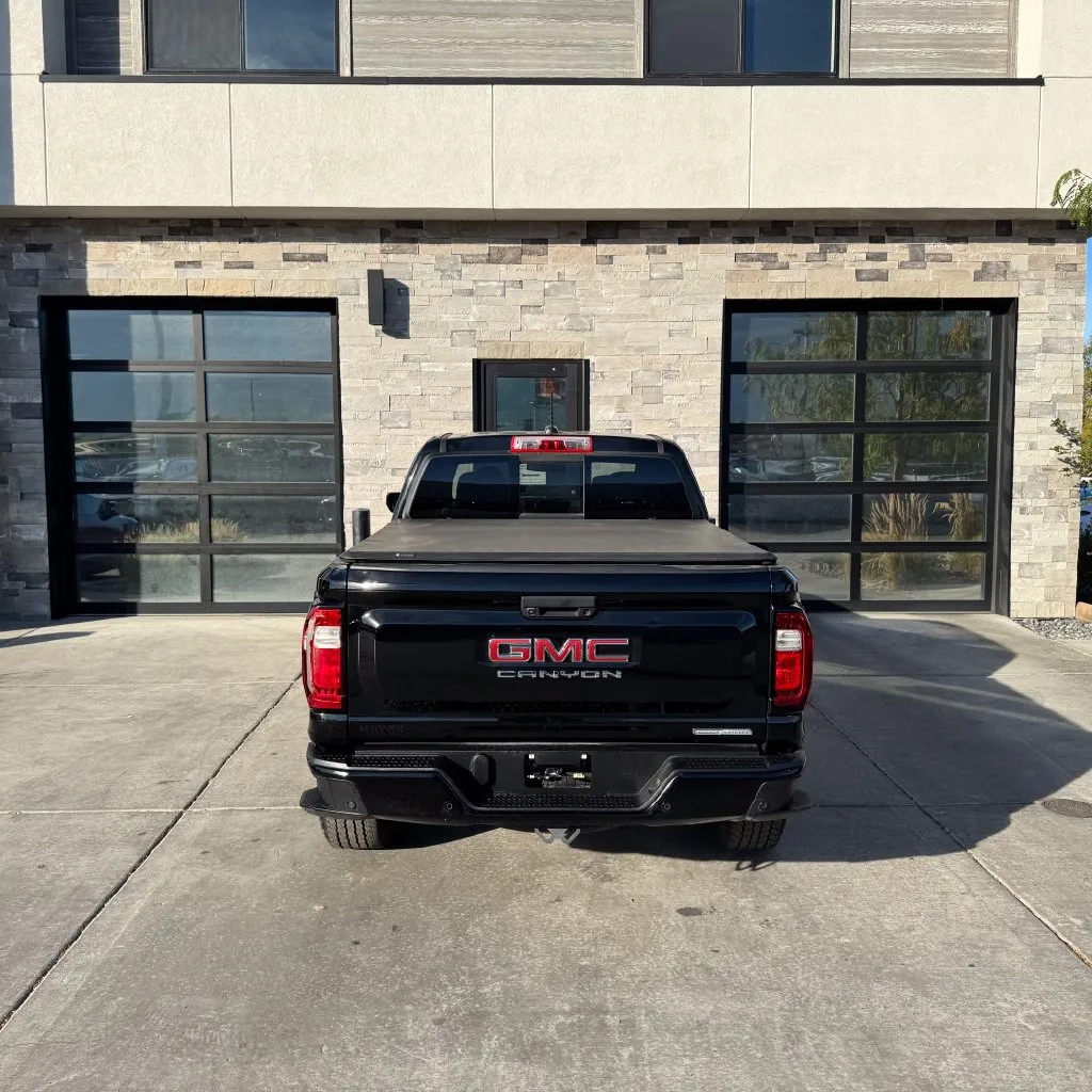 GMC Canyon photo 4