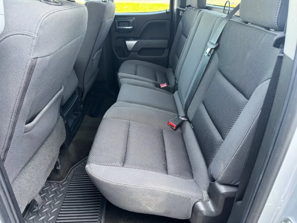 GMC Canyon photo 21