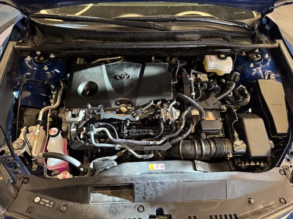 Toyota Camry photo 23