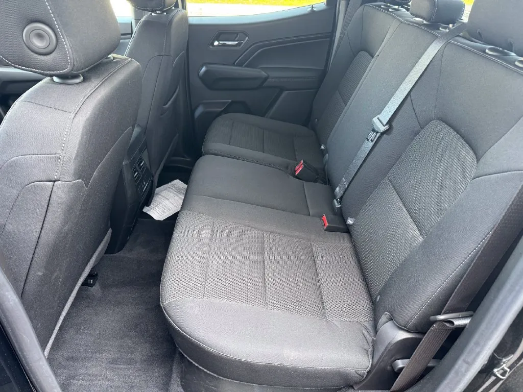 Chevrolet Silverado photo 20