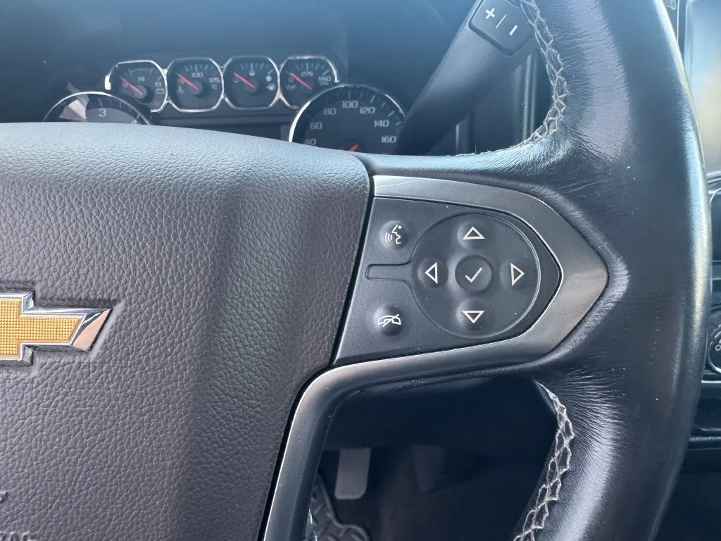 Chevrolet Silverado photo 12
