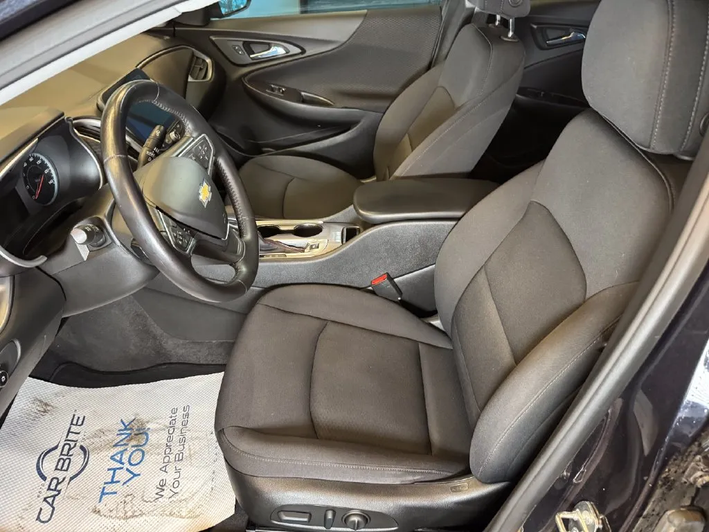 Chevrolet Malibu photo 20