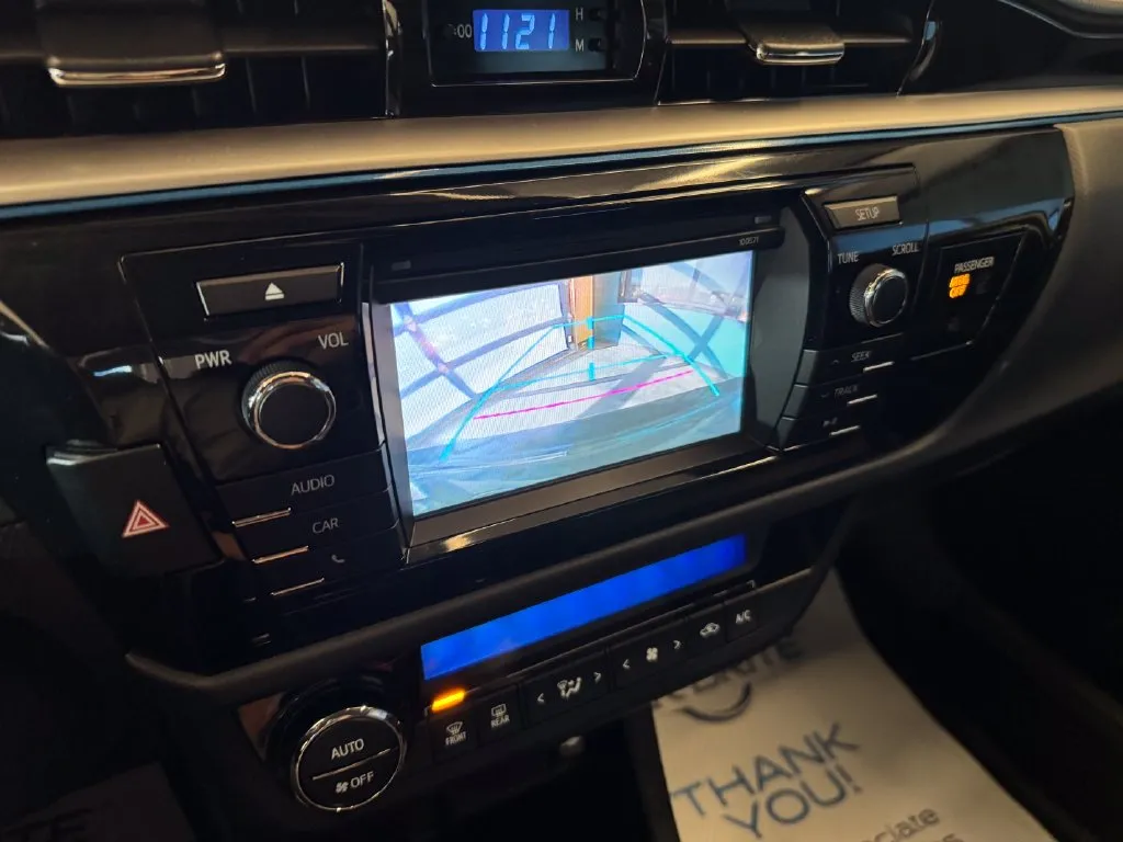 Toyota Corolla photo 14