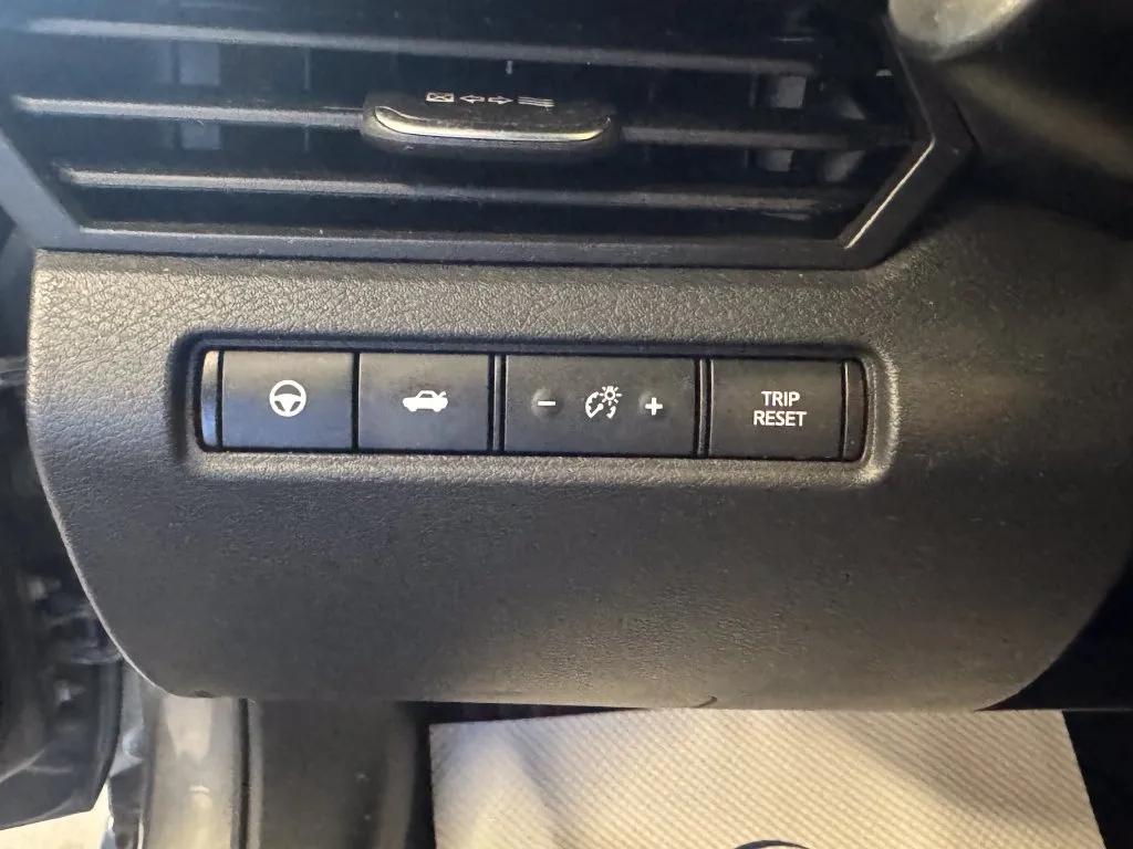 Nissan Altima photo 18