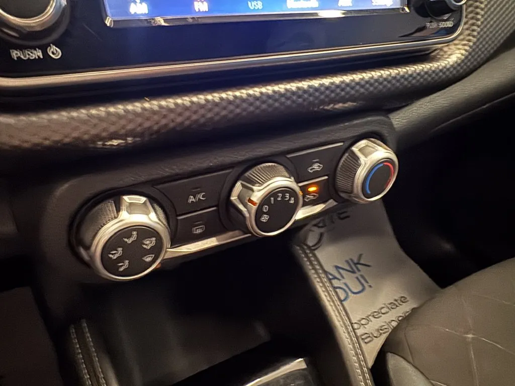 Nissan Kicks photo 14