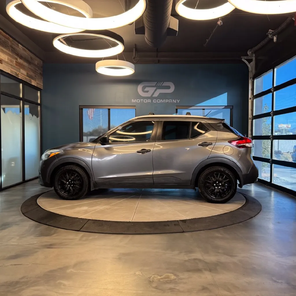 Nissan Kicks photo 6