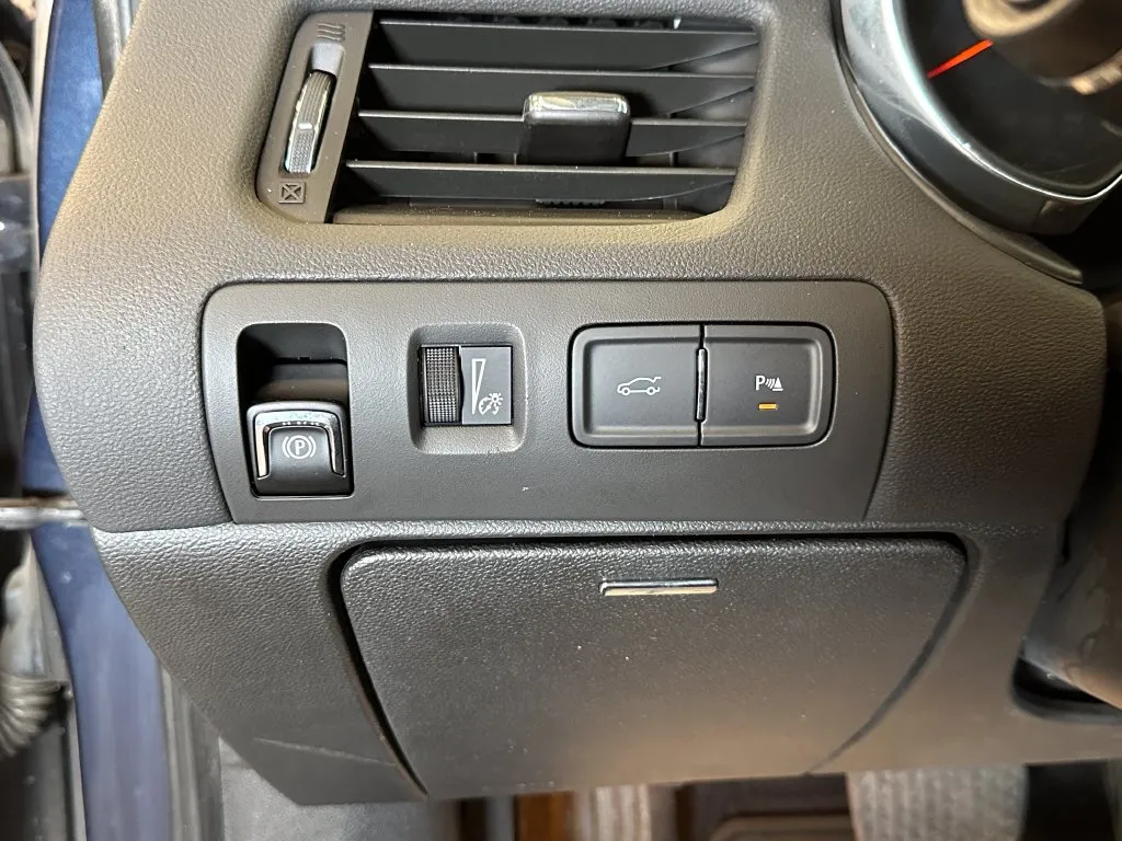 Chevrolet Impala photo 18