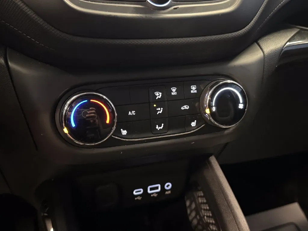 Chevrolet Trailblazer photo 15