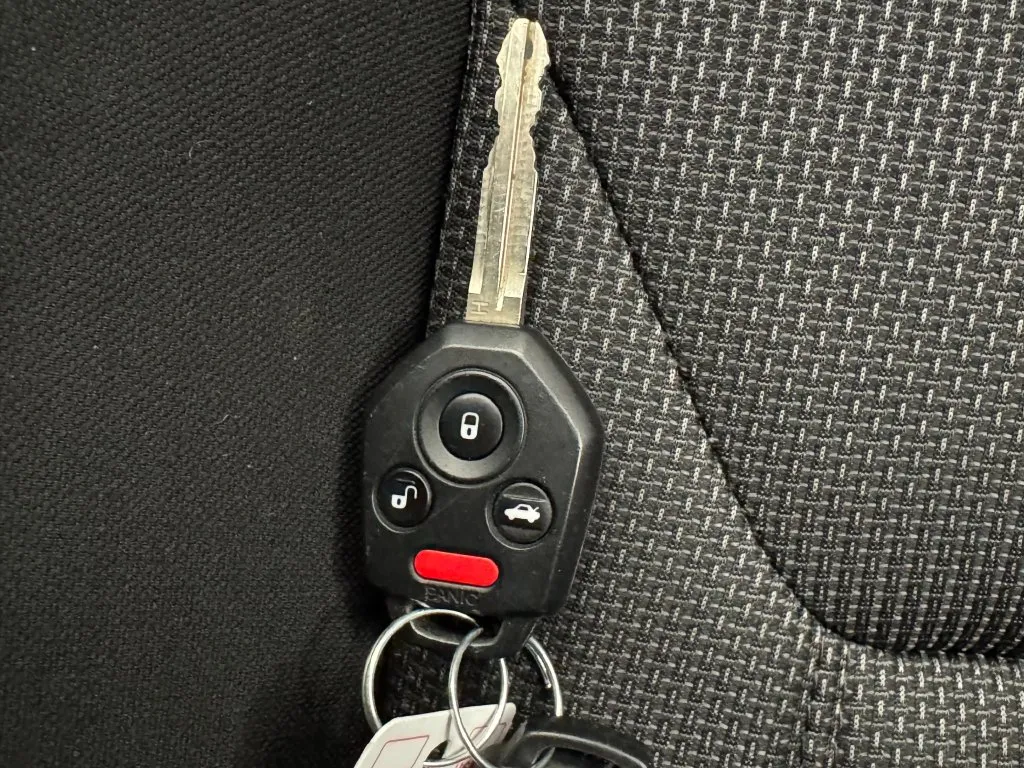 Subaru Impreza photo 17