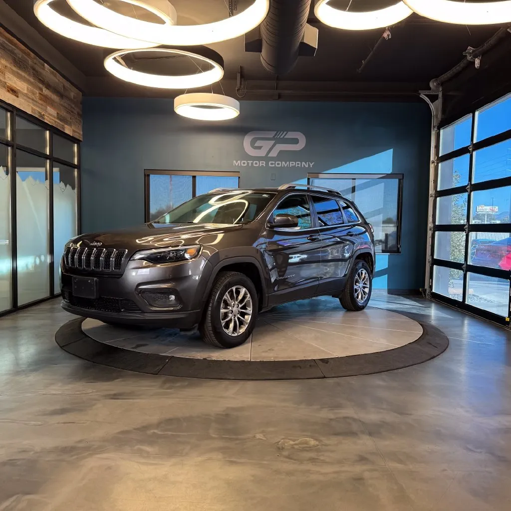 Jeep Cherokee photo 7