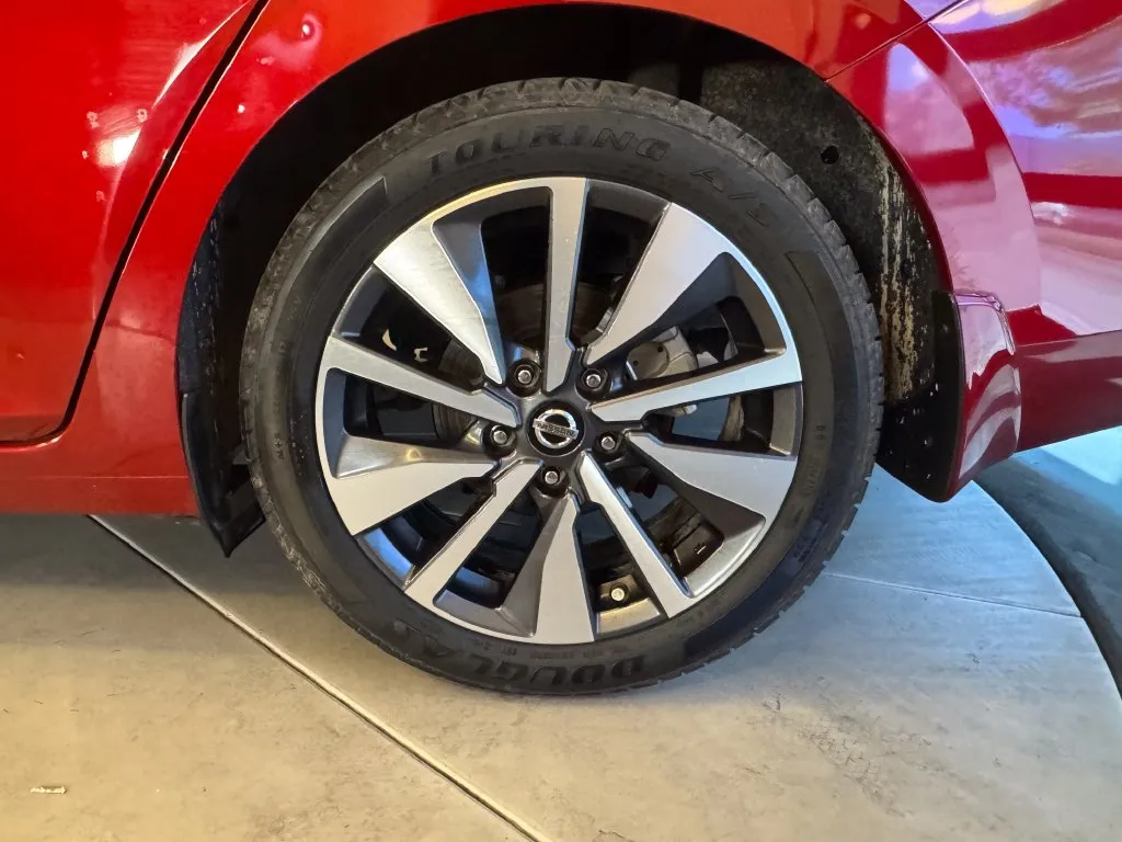 Nissan Sentra photo 25