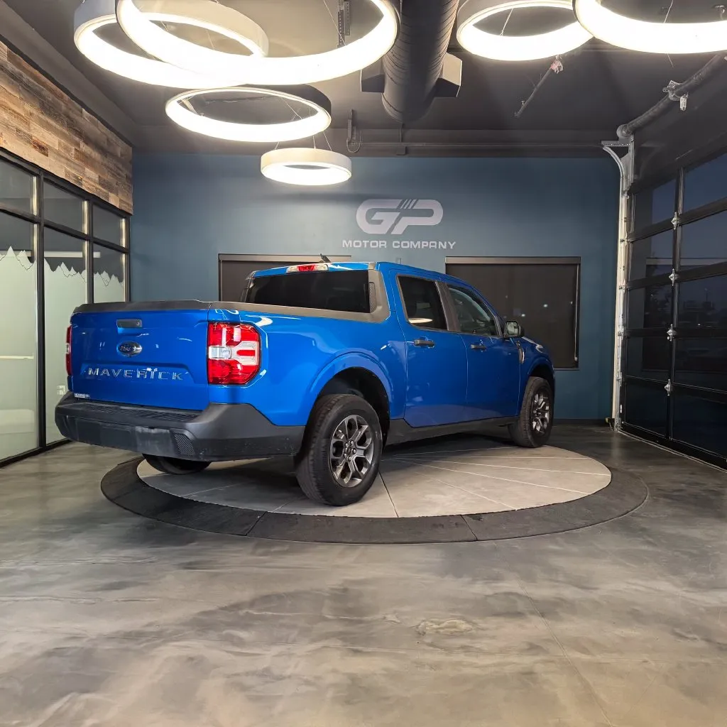 Ford Maverick photo 3