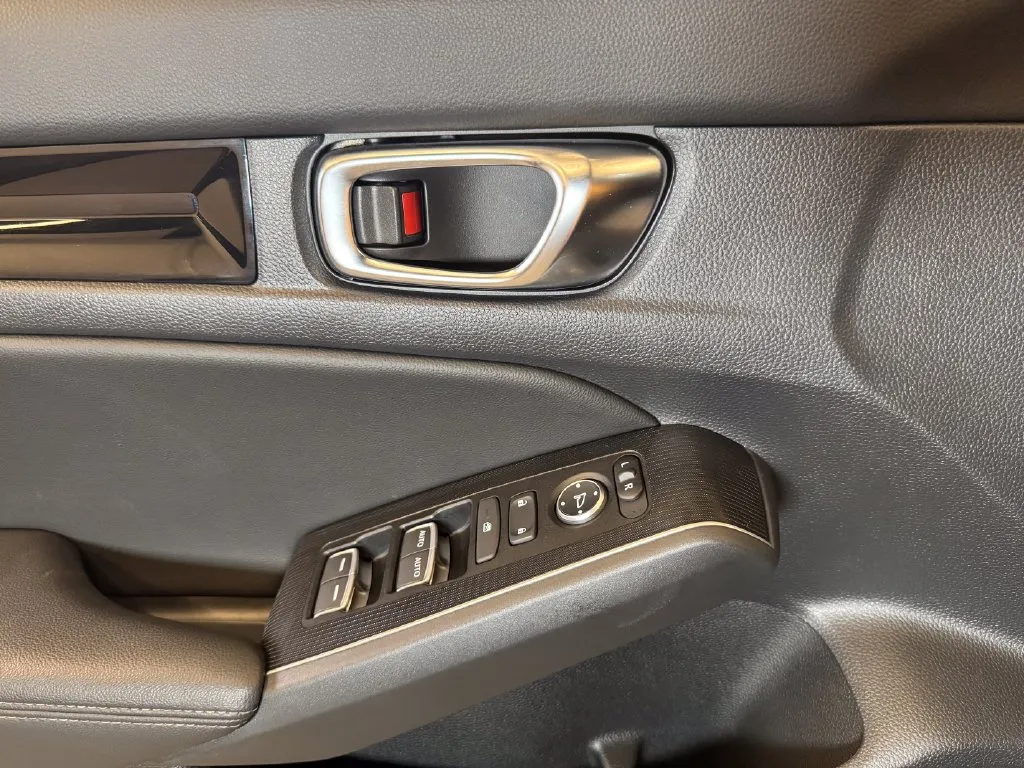 Honda Civic photo 19