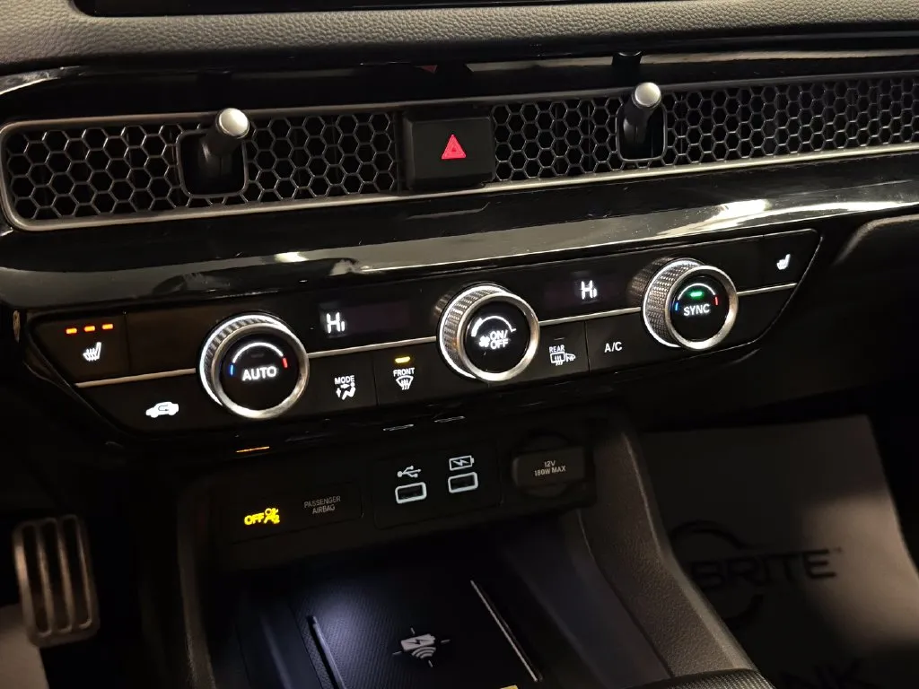 Honda Civic photo 15