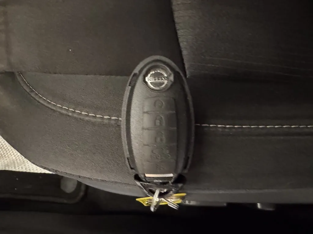Nissan Altima photo 16