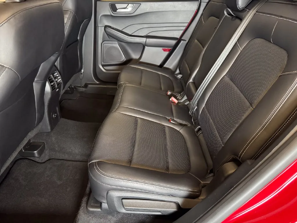 Ford Escape photo 21