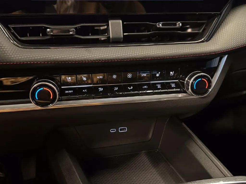 Chevrolet Equinox photo 15