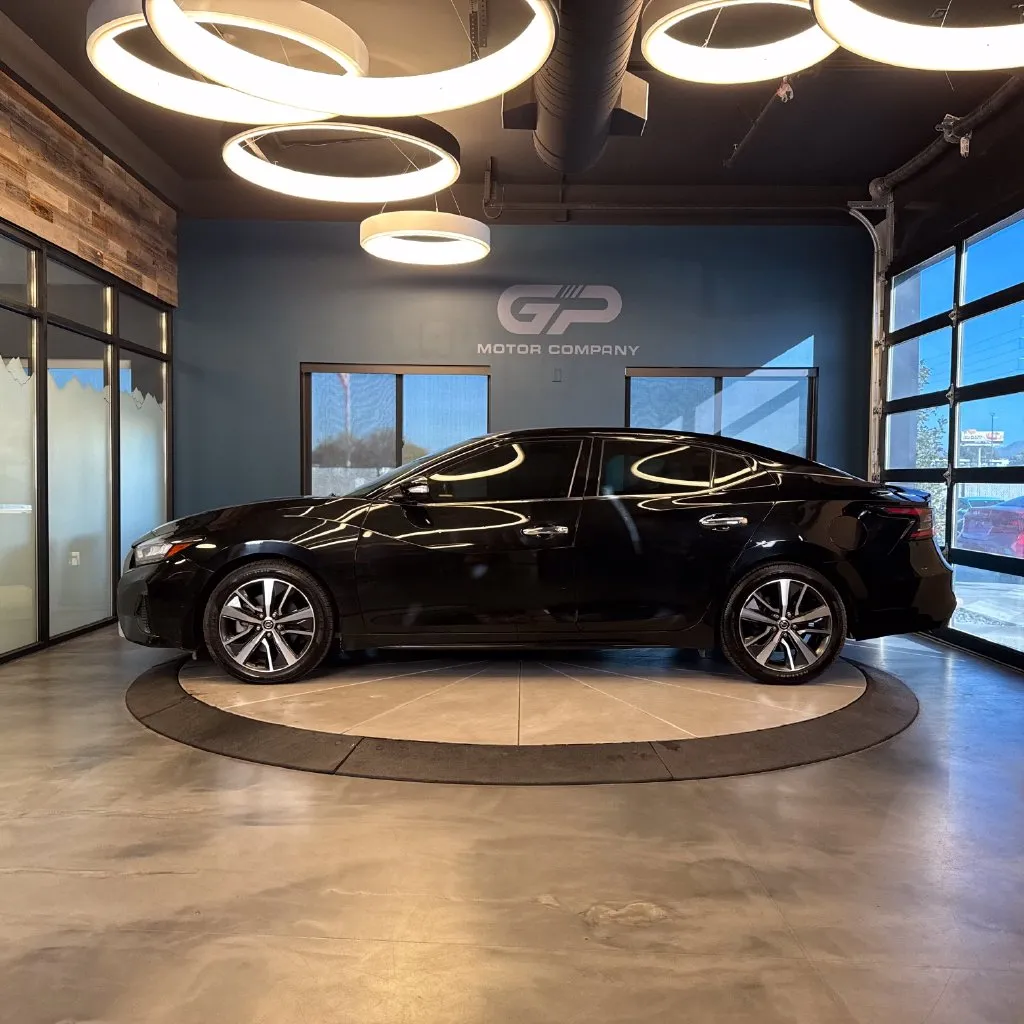 Nissan Maxima photo 6
