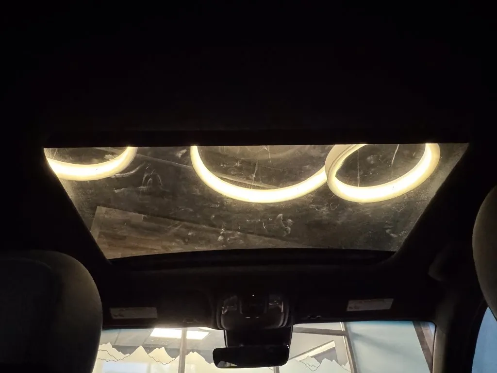 Kia Stinger photo 22