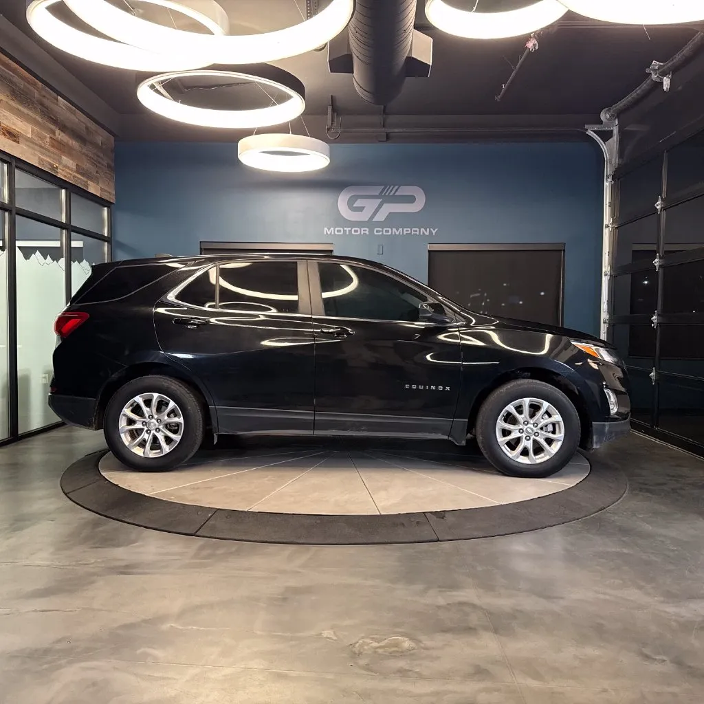 Chevrolet Equinox photo 2