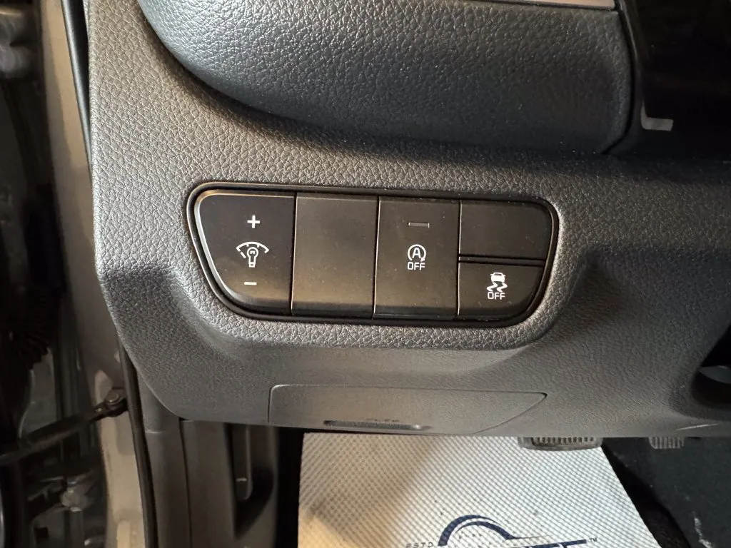 Kia Seltos photo 18