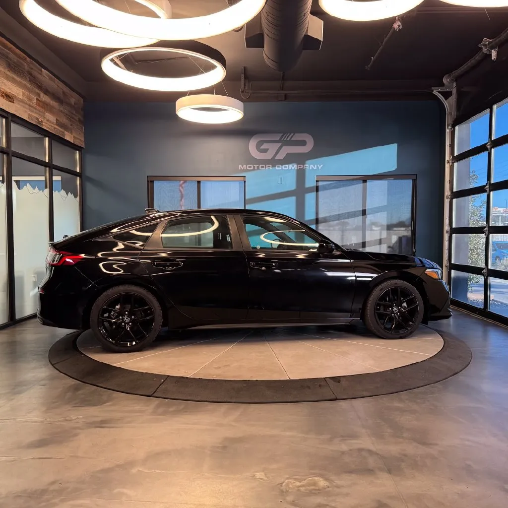 Honda Civic photo 2